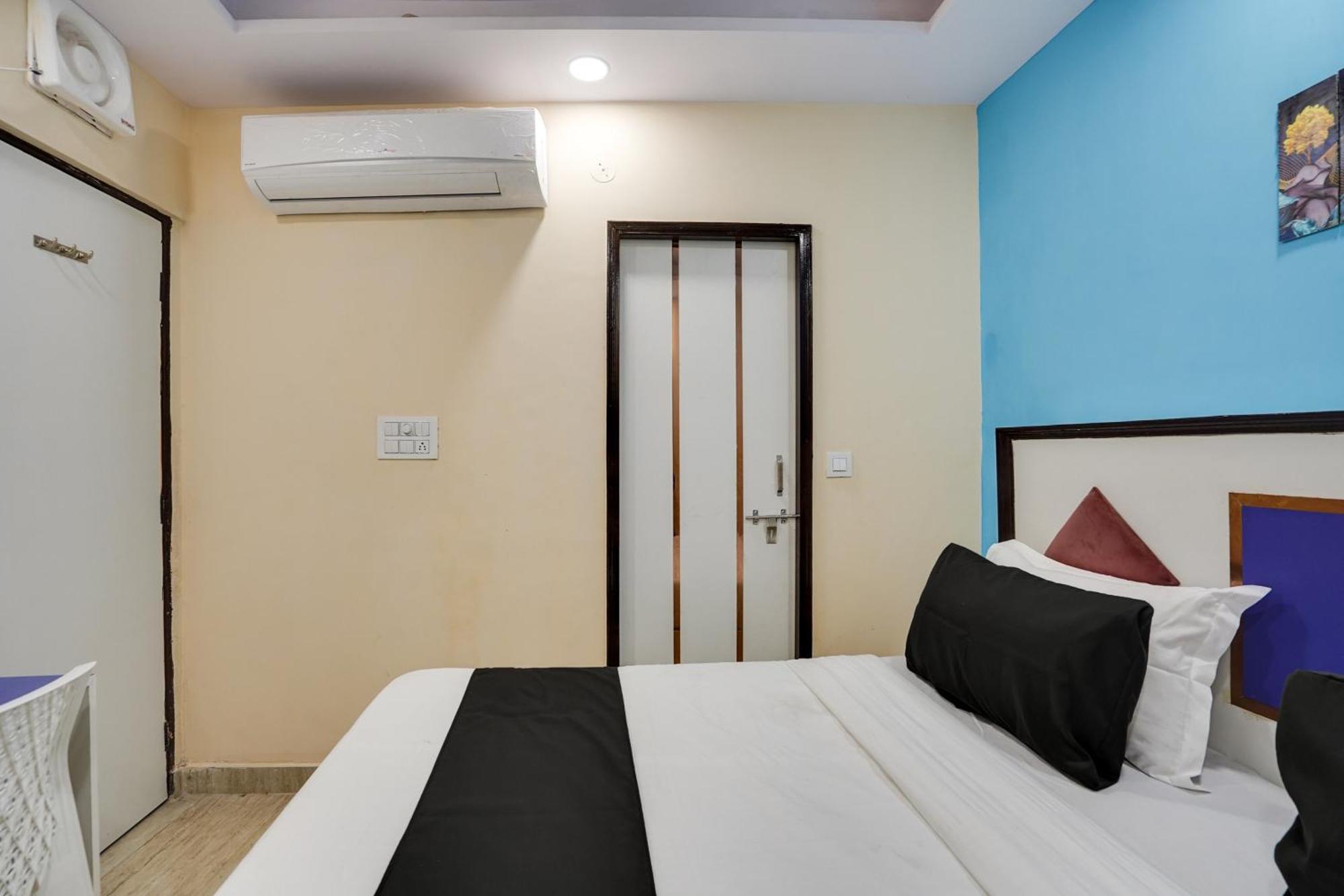 Super Hotel O Hotel Gold Star Νέο Δελχί Εξωτερικό φωτογραφία