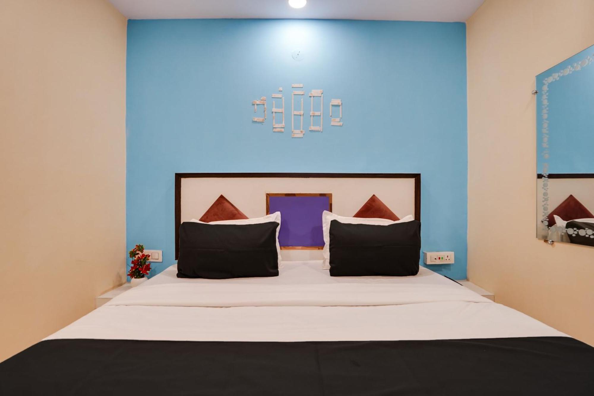 Super Hotel O Hotel Gold Star Νέο Δελχί Εξωτερικό φωτογραφία