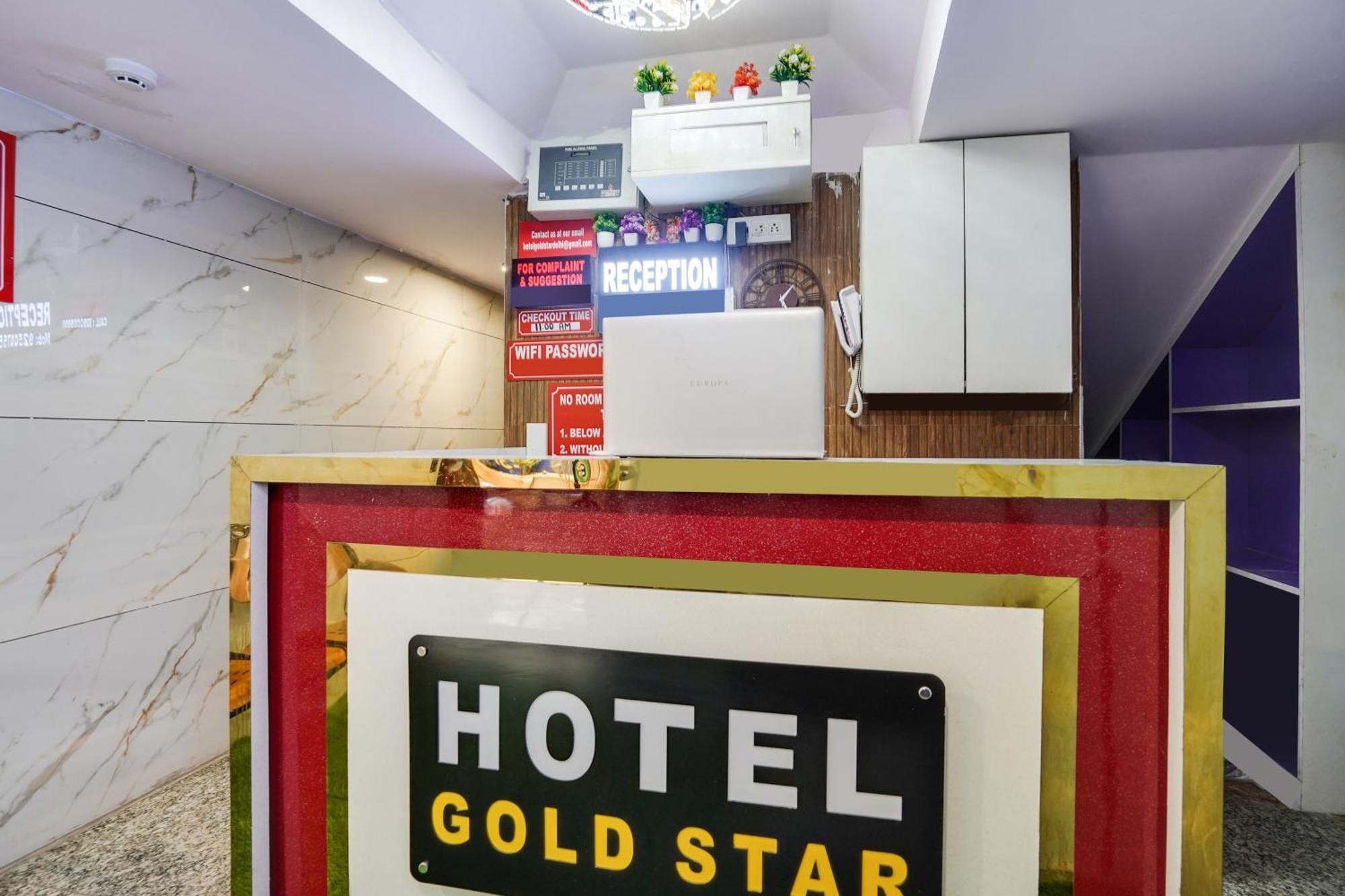 Super Hotel O Hotel Gold Star Νέο Δελχί Εξωτερικό φωτογραφία